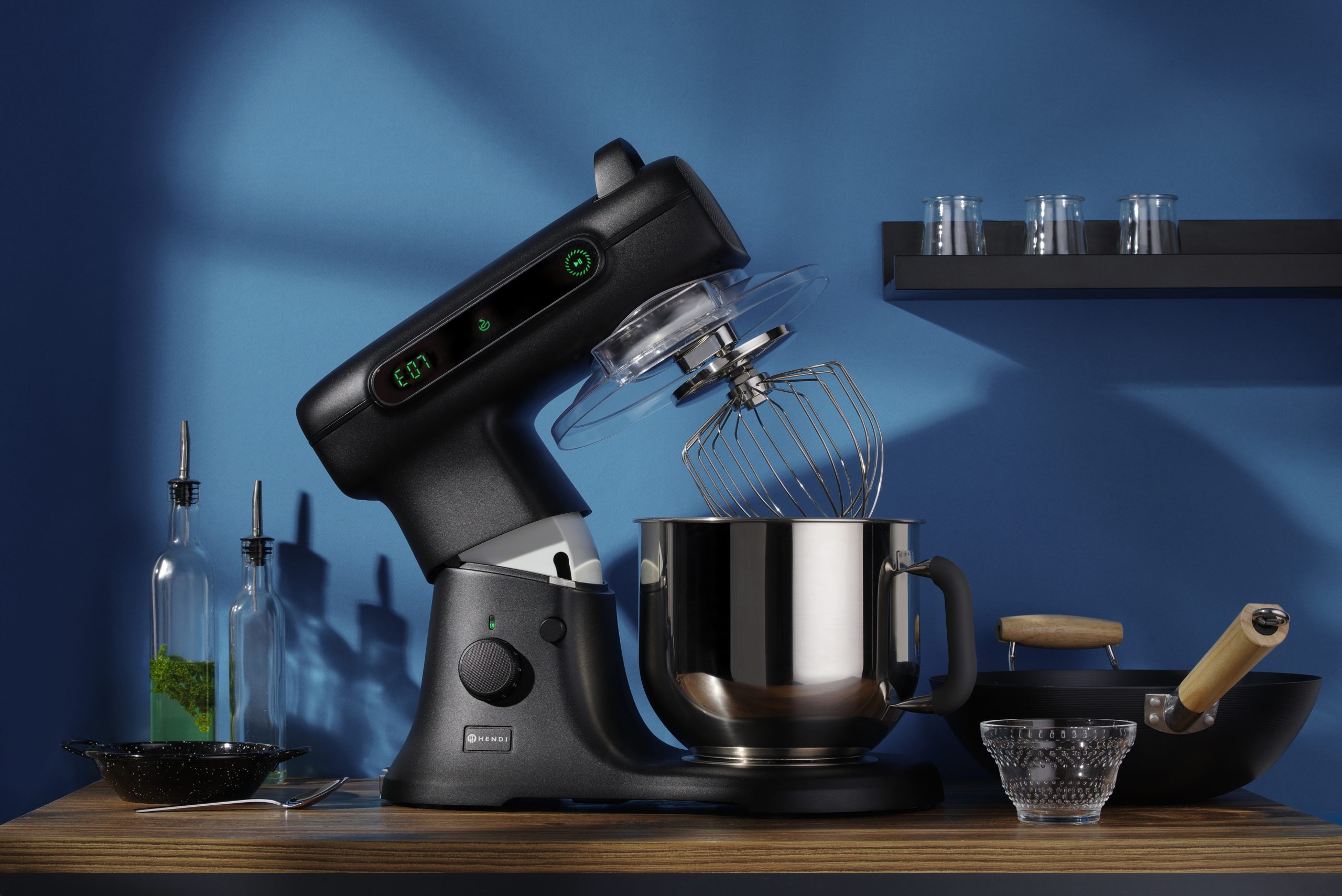 Mélangeur planétaire Blackbolt PRO 800W 7 litres