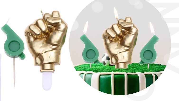 Bougies avec des motifs de football, 3 pièces.