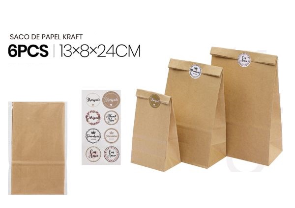 Sac en papier kraft à fond rectangulaire de 13 x 8 x 24 cm.