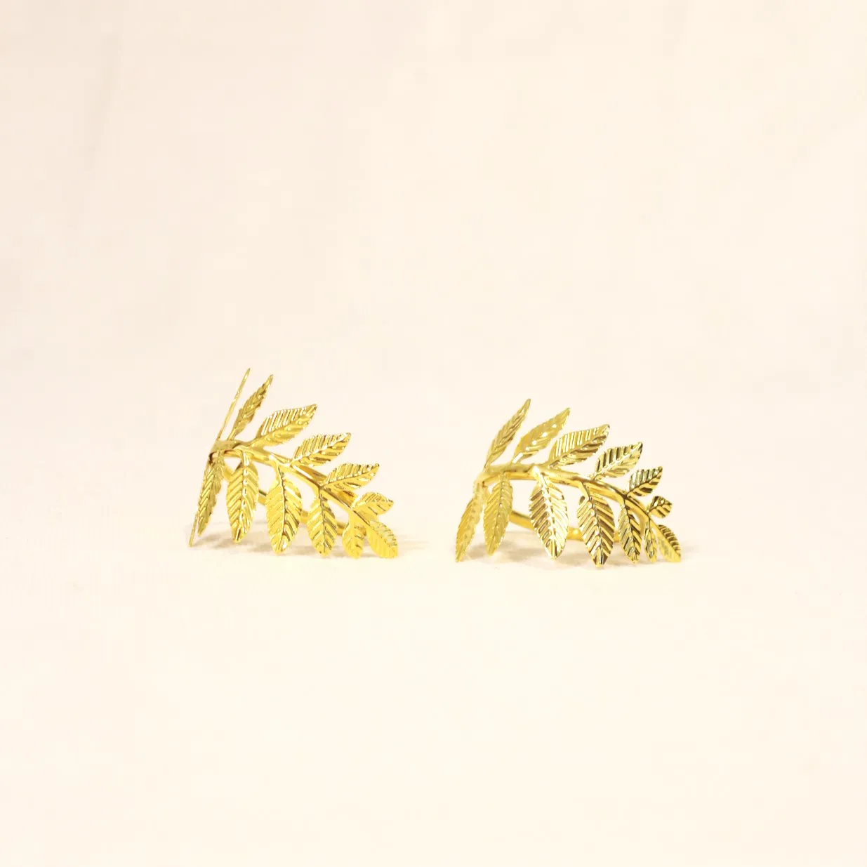 Porte-serviette feuille d’or 4x4,3cm