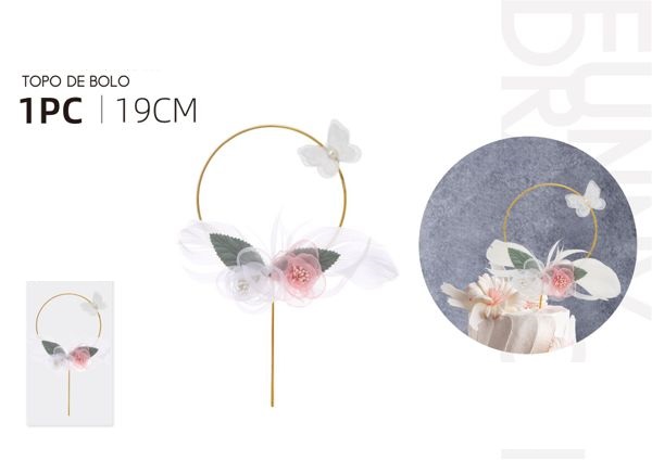 Ornement circulaire avec des roses et un papillon 19cm