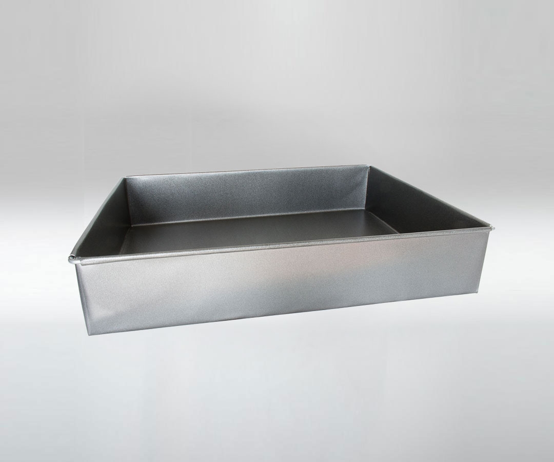 Poêle carrée 16x16x7cm avec revêtement