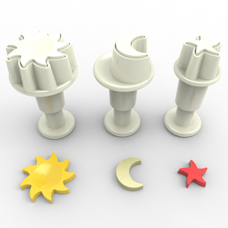 Mini cutter avec éjecteur soleil/lune/étoile 3 pièces.