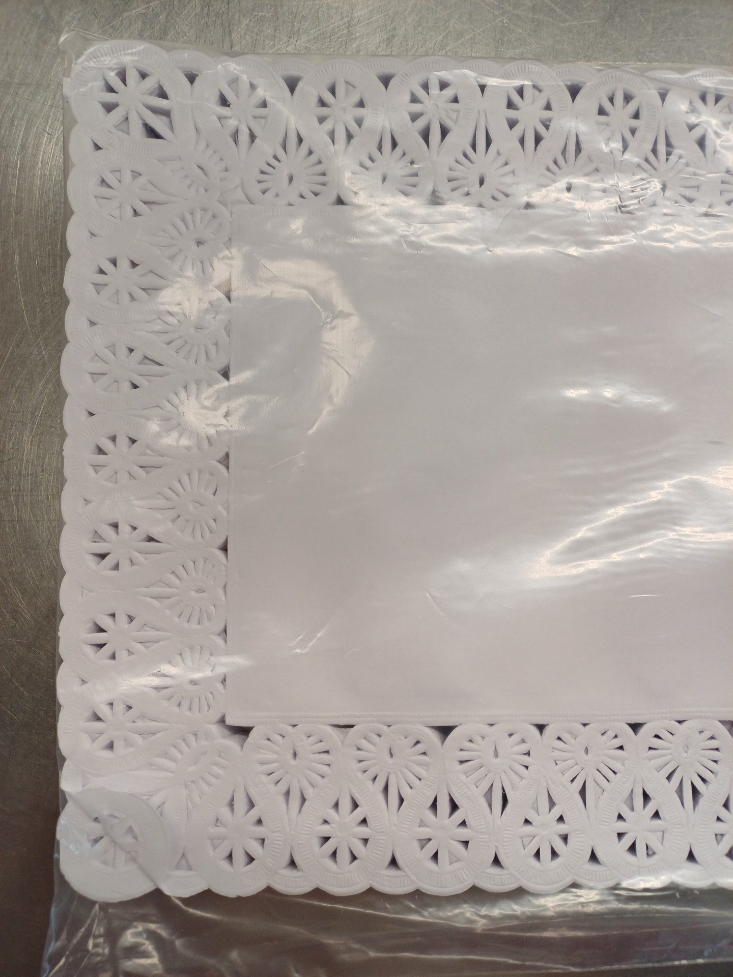 Naperone blanc 20x45cm Pack 100
