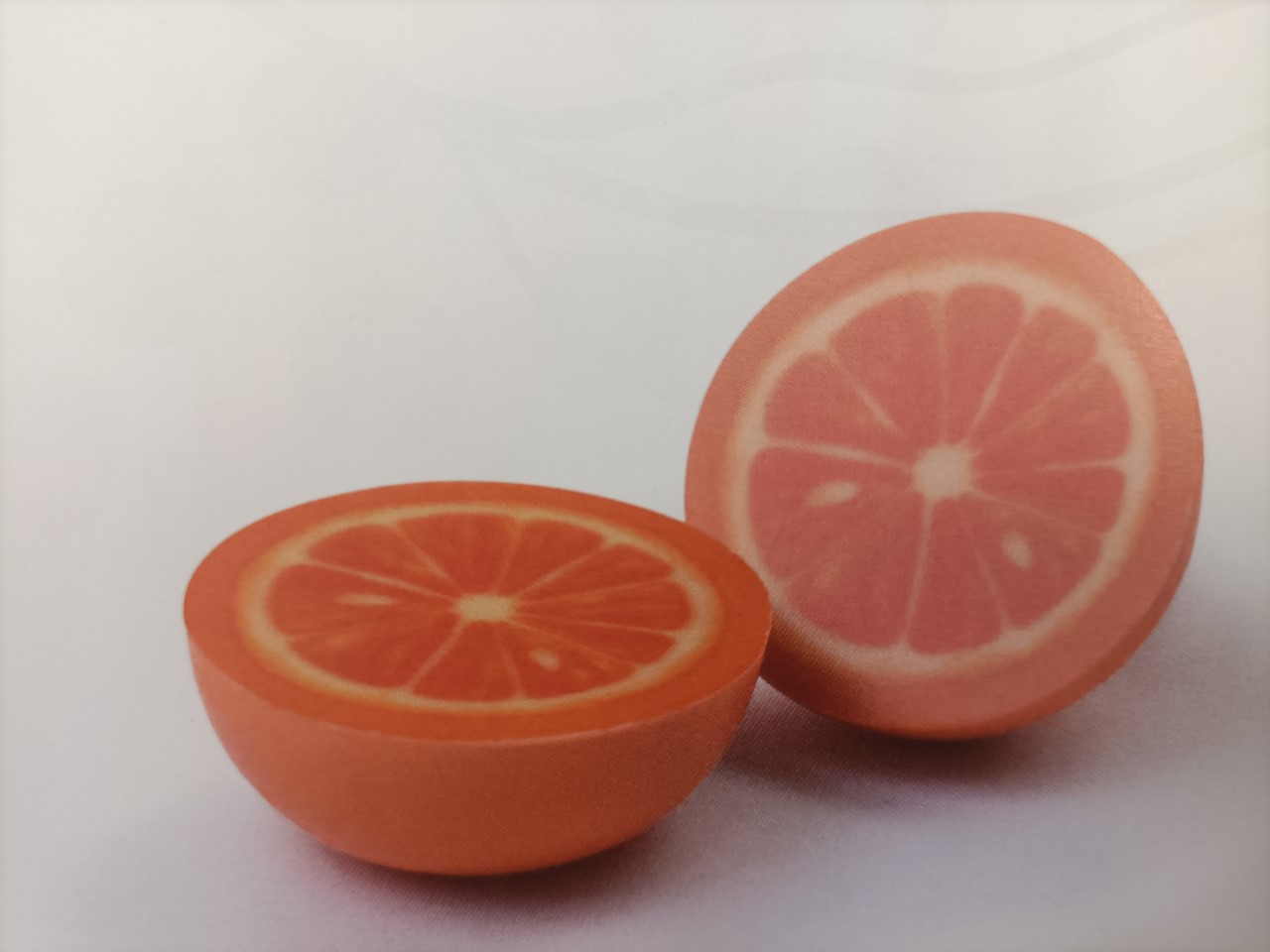 Orange 3,5cm 3D en sachet de chocolat blanc.4