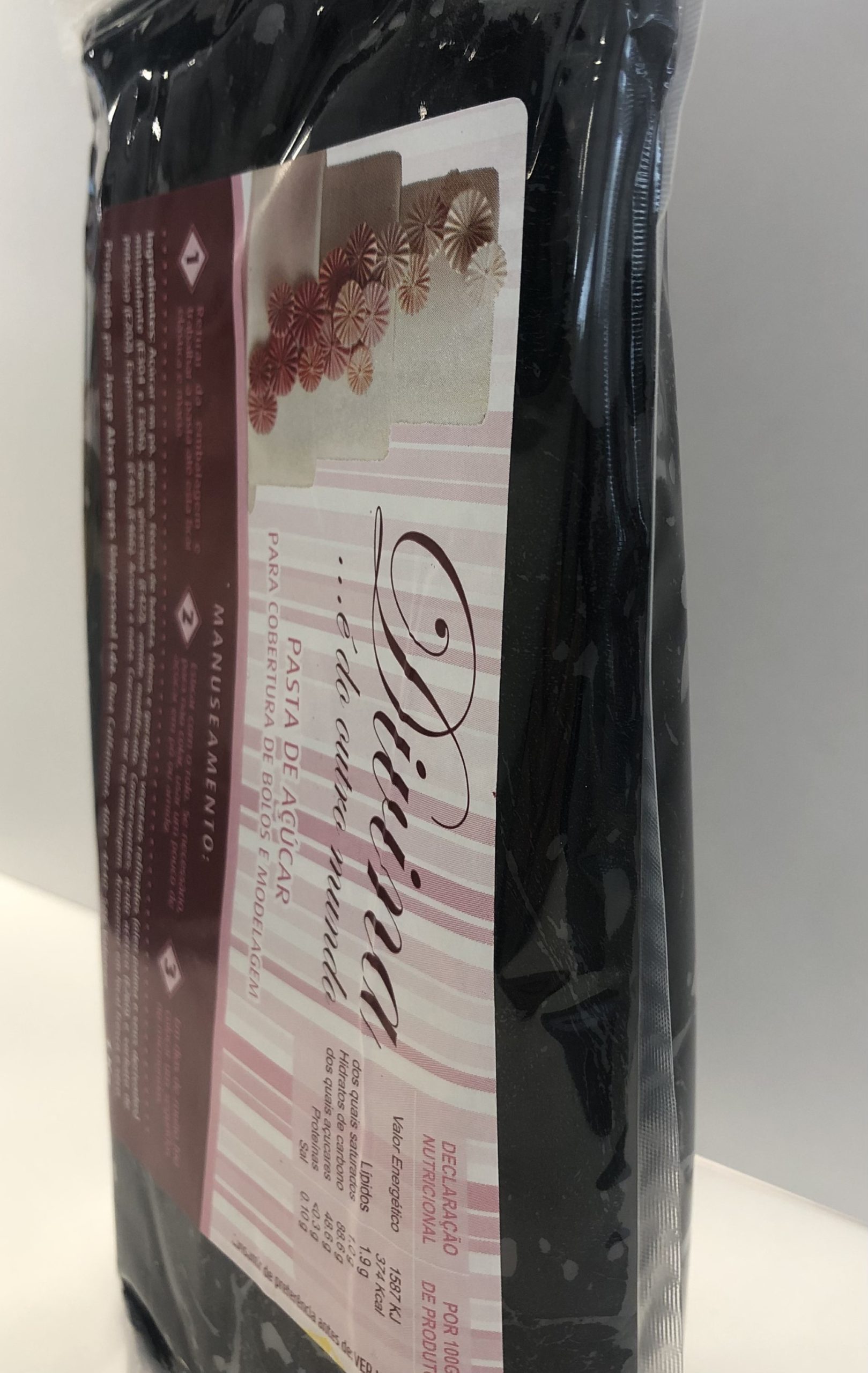 Pâte à Sucre Divine Noir 1Kg